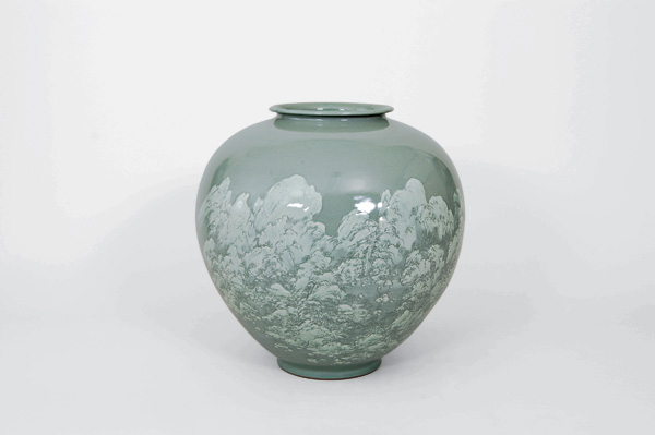 김세용 ‘마음의 고향’ (설경 문양 청자)