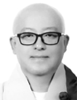 탄탄 용인대 객원교수·스님