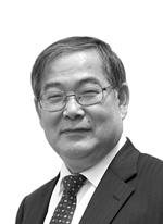이지엽 경기대학교 교수 ㈔한국시조시인협회 이사장