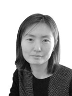 미술평론 에세이스트