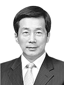 임성균<br>
세무법인 다솔 회장