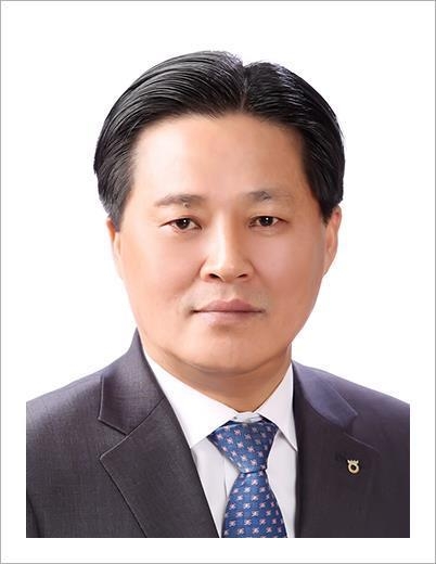 NH농협금융지주는 19일 임원후보추천위원회(임추위)가 NH저축은행 신임 대표이사로 최광수 전 농협자산관리 전무를 추천했다고 밝혔다. (사진=NH농협금융지주 제공)