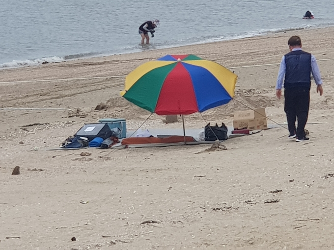 제부도 불법 해변 노상 판매점.