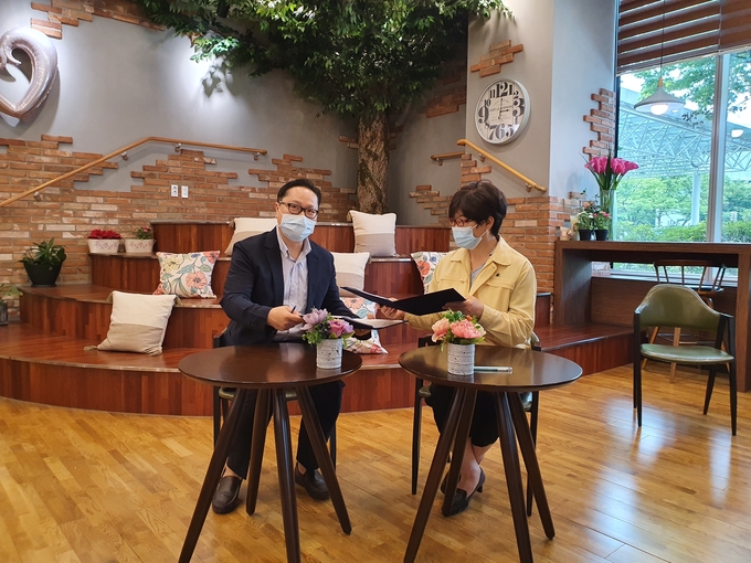 고양시 (재)한국중독연구재단 수탁기관 최종 선정. 협약 체결. (사진=고양시 제공)