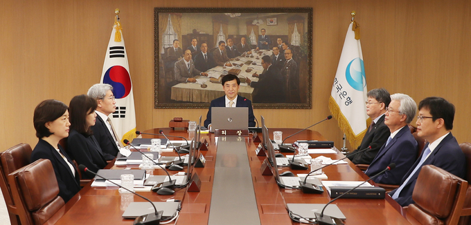 이주열 한국은행 총재가 16일 오전 서울 중구 한국은행에서 열린 금융통화위원회 본회의에서 발언하고 있다. (사진=한국은행)