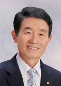 김경희<br>
수필가