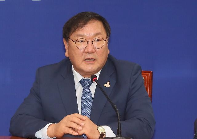  김태년 더불어민주당 원내대표가 17일 국회에서 열린 최고위원회의에서 발언하고 있다. (사진=연합뉴스) 