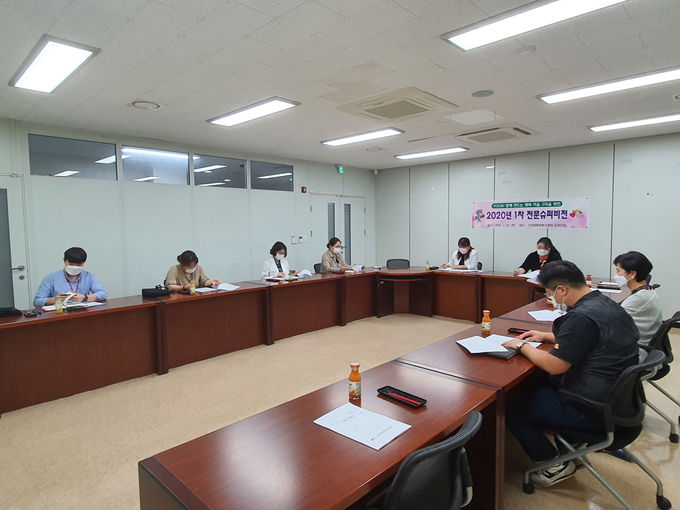 사진=오산시 신장동 행정복지센터는 지난23일 민간이함께한 전문슈퍼비전회의를 개최했다./오산시 제공
