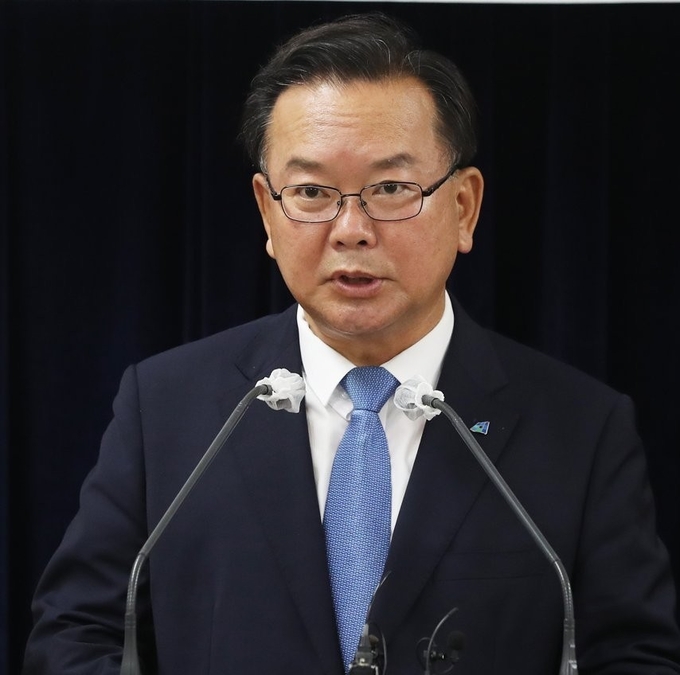 더불어민주당 대표에 출마한 김부겸 후보가 지지를 호소하고 있다.(사진=박건기자)