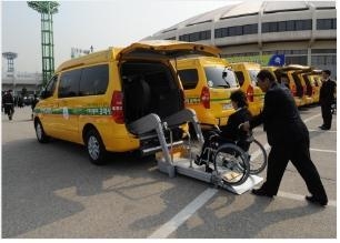 수원시에서 운영 중인 특별교통수단 (사진=경기도 제공)