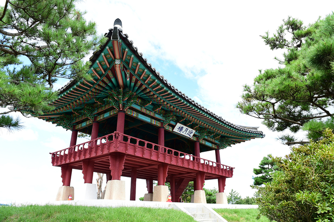 영월루 전경