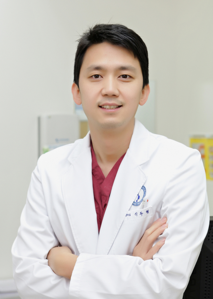 아주대병원 정형외과 이두형 교수팀이 수상레저 중 플라이 피쉬의 부상 위험성에 대해 조언했다. (사진=아주대병원 제공)