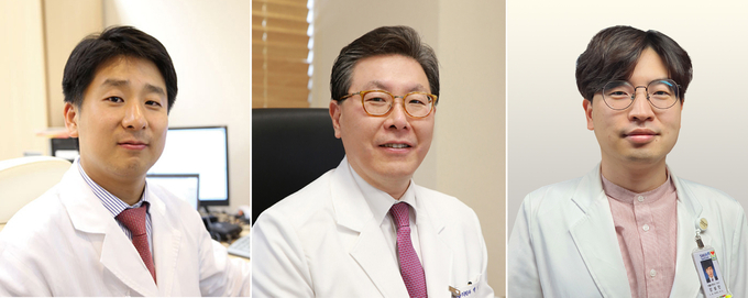 (왼쪽부터) 분당서울대병원 재활의학과 김원석 교수, 백남종 교수, 강성민 전공의. /분당서울대병원 제공
