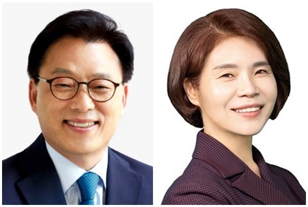  박광온 더불어민주당 사무총장(왼쪽), 한정애 더불어민주당 정책위의장 