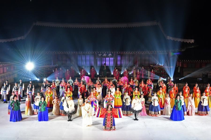 수원화성문화제 공연 장면 (사진=수원시 제공)