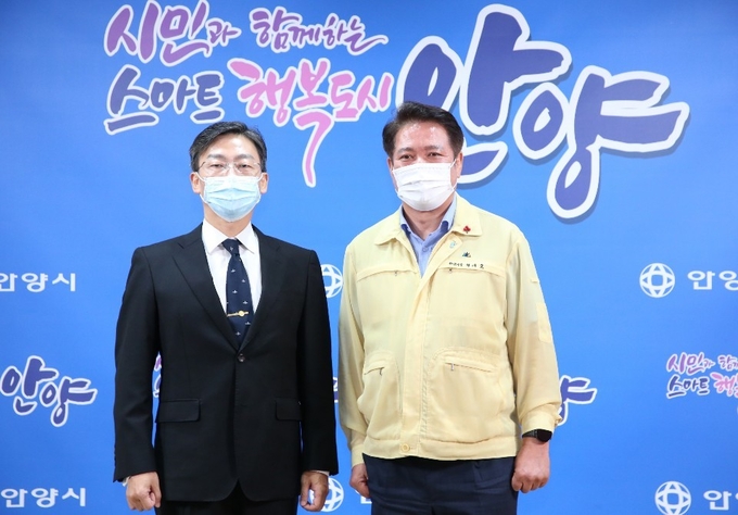 닥터헬기 이국종 교수 초청 안양시 적극행정 직원 역량 강화 교육을 실시했다.