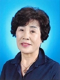 윤용녀 씨.