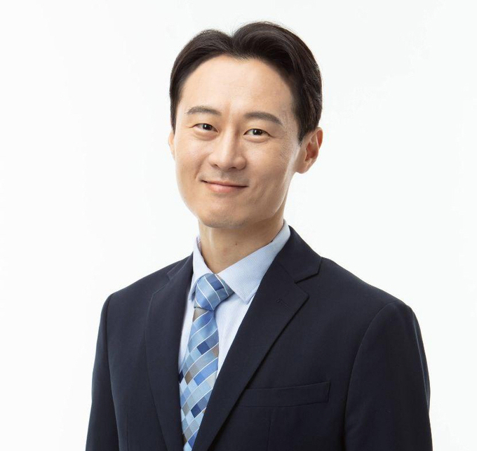 학급당 학생수를 20명 이하로 제한하는 내용의 법률 개정안을 대표발의한 더불어민주당 이탄희 의원 (사진=이탄희 의원실 제공)