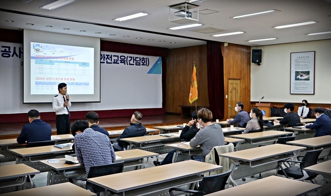 시흥소방서 전방위 화재예방대책을 추진 하고 있다. (사진=시흥소방서 제공)<br>