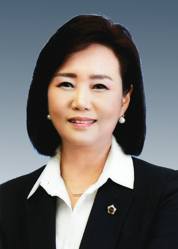 정윤경 교육기획위원회 위원장