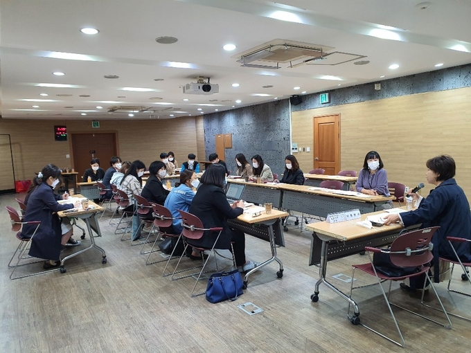 오산시지역사회보장협의체가 2020년도 연차별 시행계획 모니터링 및 2021년 연차별 시행계획 수립을 위한 컨설팅을 실시했다(사진=오산시지역사회보장협의체 제공)