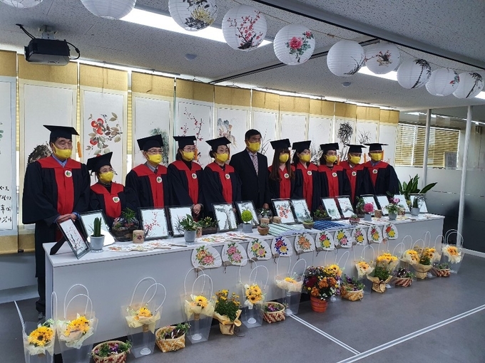남양주시수어통역센터가 지난달 31일 장애인평생교육프로그램 평가 및 작품전시회를 가졌다. (사진=남양주수어통역센터 제공)