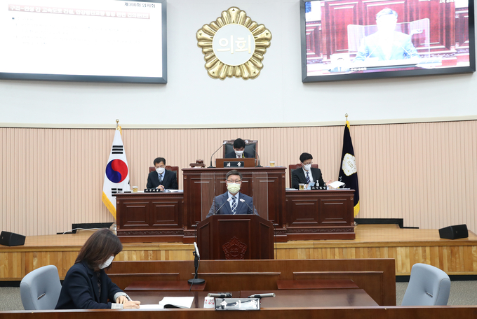 구리시의회는 지난 3일과 4일 양일간 개회한 '구리시의회 제300회 임시회' 일정을 마무리했다. (사진=구리시의회 제공)