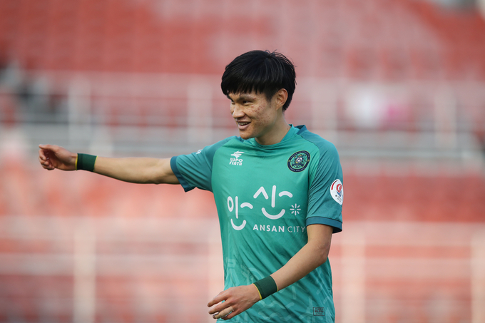프로축구 K리그2 안산 그리너스FC의 공격수 김륜도가 하나원큐 K리그2 2020 27라운드 최우수선수에 선정됐다. (사진=한국프로축구연맹 제공)