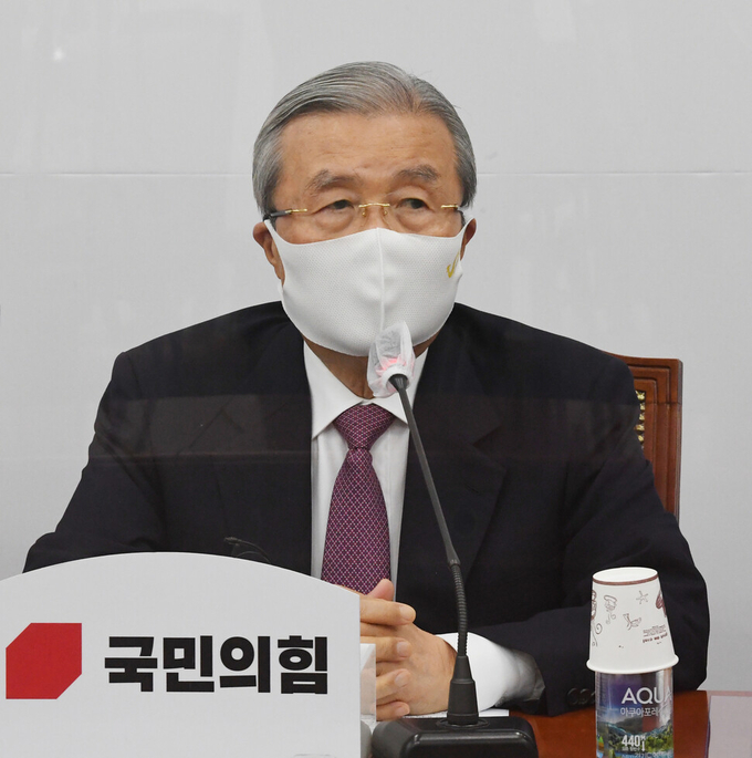 국민의힘 김종인 비상대책위원장이 12일 오전 서울 여의도 국회에서 열린 비상대책위원회의에서 발언하고 있다. 사진= 연합뉴스 제공 