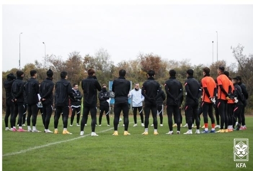 오스트리아 원정 평가전을 대비해 훈련하는 축구대표팀. (사진=대한축구협회 제공)