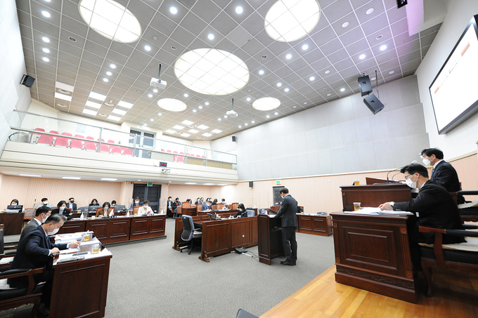 구리시의회가 오는 11월 20일부터 12월 22일까지 33일간의 일정으로 '제301회 제2차 정례회'를 개회한다. (사진=구리시의회 제공)