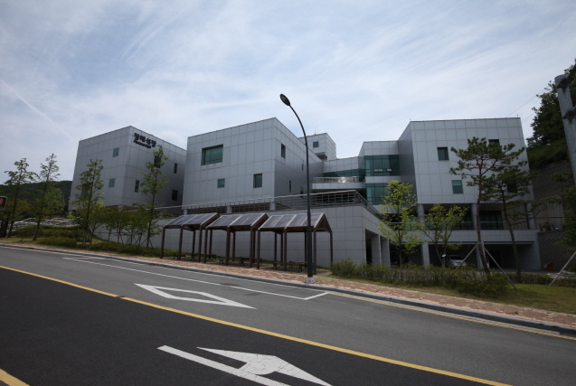 용인시가 설립한 장사시설인 '평온의 숲' 장례식장 모습 (사진=용인 '평온의 숲')