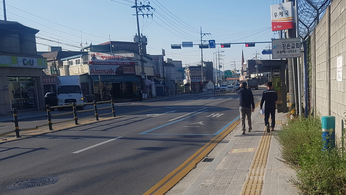 지방도 360호선 가납사거리~오산삼거리 구간 선형개선사업 공사 전.