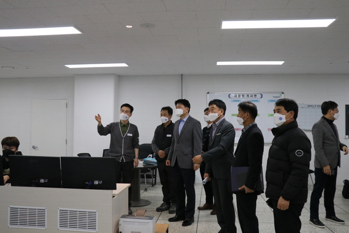 남양주소방서는 지난 26일 다산동 소재 현대프리미엄아울렛을 방문해 화재 및 안전사고예방을 위한 관서장 안전컨설팅을 실시했다.(사진=남양주소방서 제공)