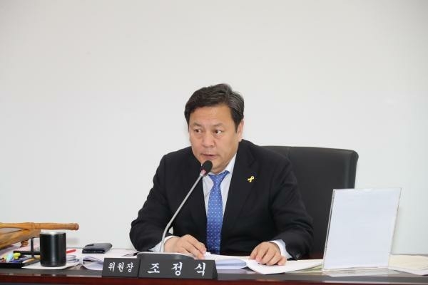 성남시 ‘문화예술후원 활성화 지원에 관한 조례안’을 대표발의한 성남시의회 조정식 부의장. (사진=성남시의회 제공)