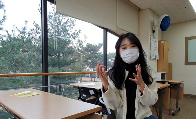 SK청솔노인복지관 문예창작반 담당 박지혜 팀장. (사진=강경묵 기자)
