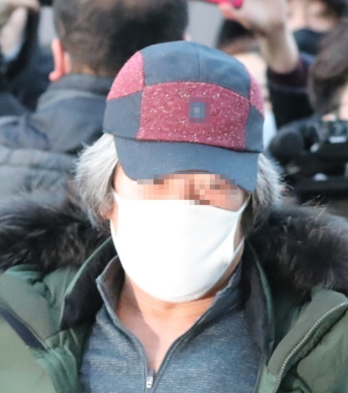 12일 서울남부교도소를 출소한 아동성폭행범 조두순. (사진=황준선 기자)