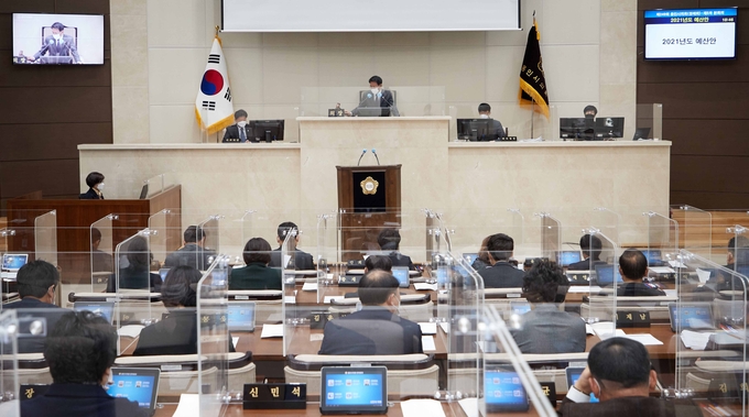 17일 열린 용인시의회 본회의 모습 (사진=용인시 제공)