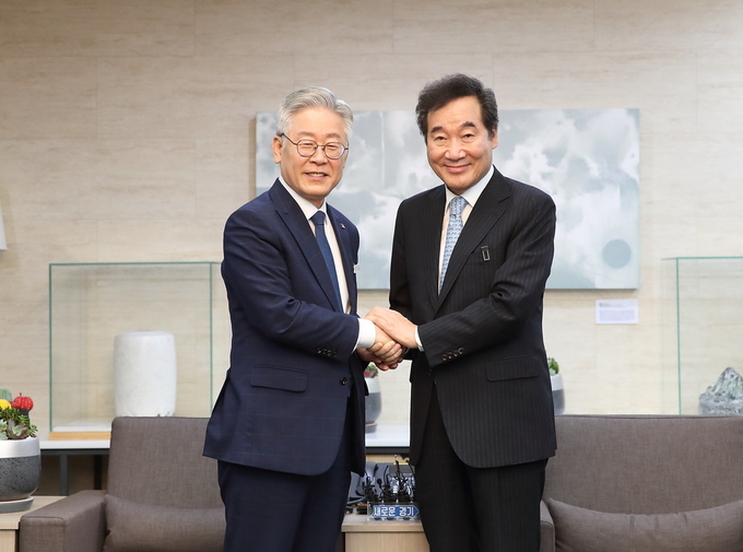이재명 경기도지사(왼쪽부터), 이낙연 더불어민주당 대표
