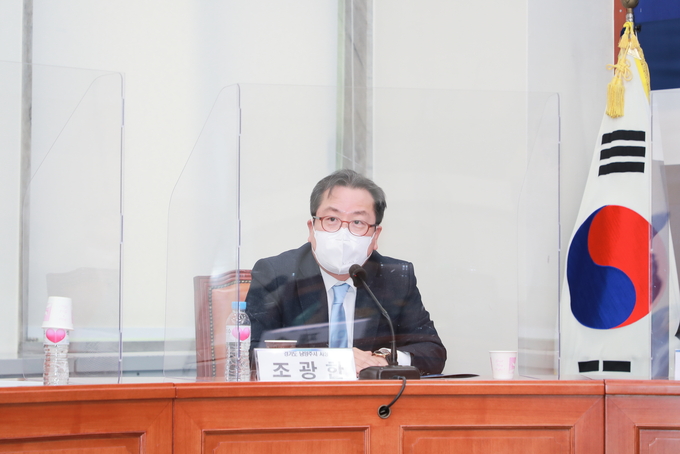 조광한 남양주시장이 수상소감에서 "전국의 계곡과 하천의 주인은 국민"이라고 강조하고 있다.(사진=남양주시 제공)