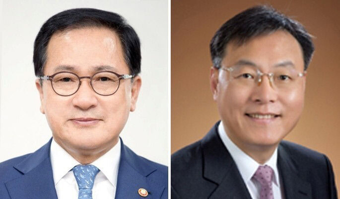 청와대 유영민 비서실장과 신현수 민정수석 (사진= 연합뉴스) 
