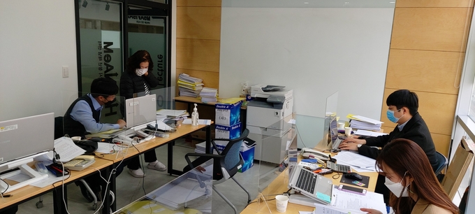 전문분야 '시민감사관'들이 다양한 분야의 시정 감시 기능을 담당하고 있는 모습. (사진=하남시 제공)