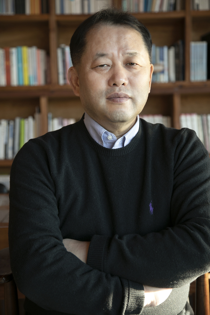 이건행 전 언론인·작가