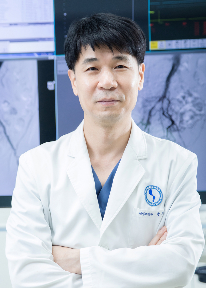 아주대병원 영상의학과 원제환 교수가 대한인터벤션영상의학회 제14대 회장으로 선출됐다. (사진=아주대병원 제공)