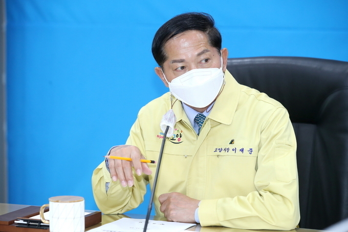 이재준 고양시장이 킨텍스와 대곡 창릉 역사 계획에 대해 설명하고 있다. (사진=고양시 제공)