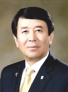 최봉근 수원시새마을회장. (사진=수원시새마을회 제공)