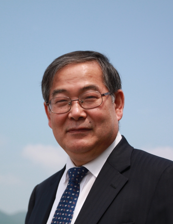 이지엽 경기대학교 교수・시인