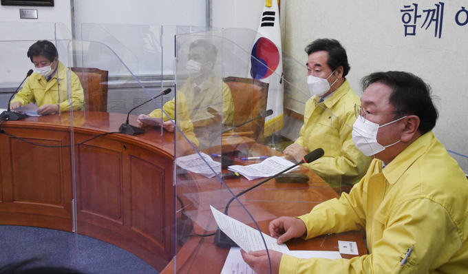 3일 국회에서 열린 민주당 최고위원회의 모습. 사진= 연합뉴스 