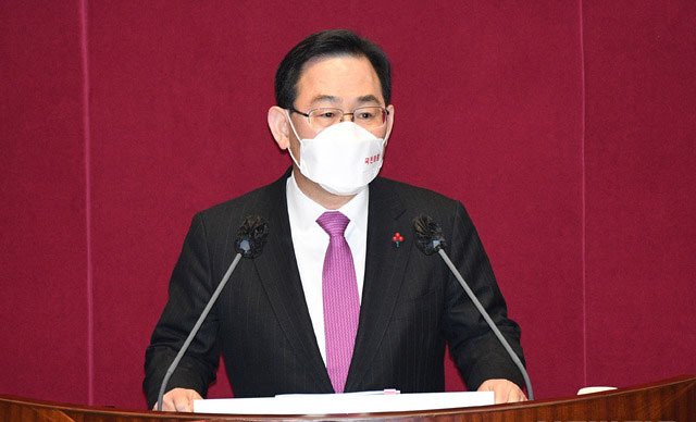 주호영 국민의힘 원내대표가 3일 서울 여의도 국회에서 열린 본회의에서 교섭단체 대표 연설을 하고 있다. (사진= 연합뉴스) 