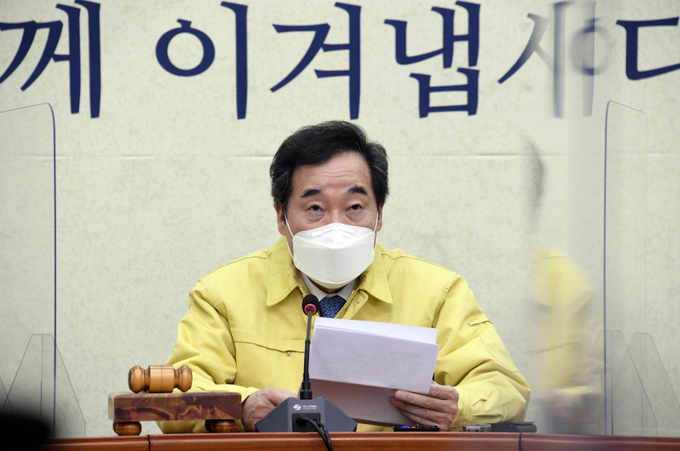 더불어민주당 이낙연 대표가 8일 서울 여의도 국회에서 열린 최고위원회의에서 발언하고 있다. 사진= 연합뉴스 